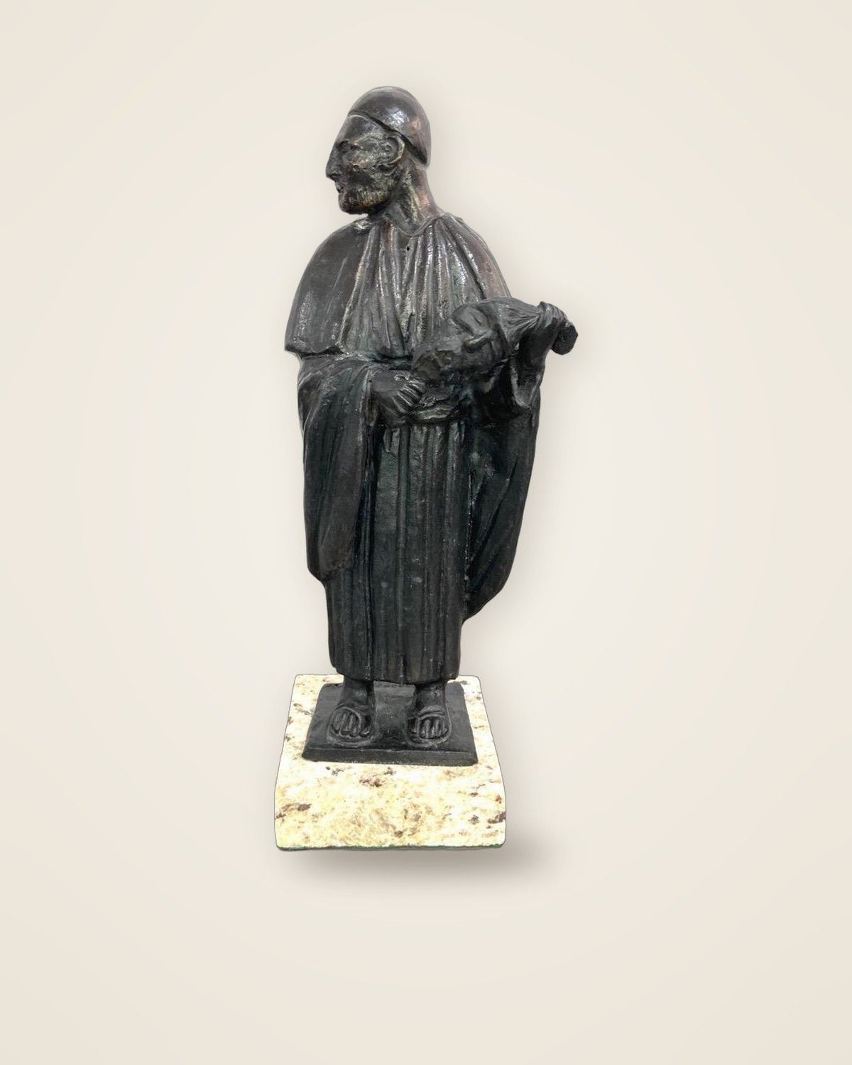 El Monje · reproducción en bronce de una obra de Rafael Coronel