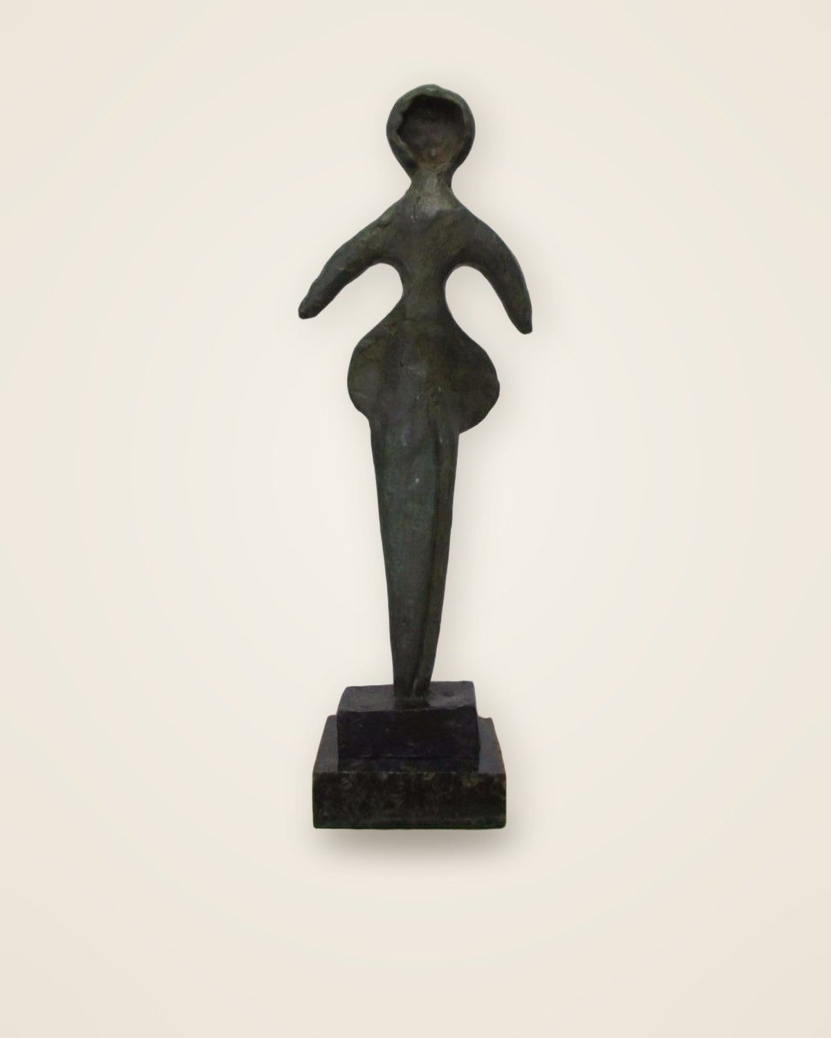 Dancer I · reproducción en bronce de una obra de Alexander Archipenko